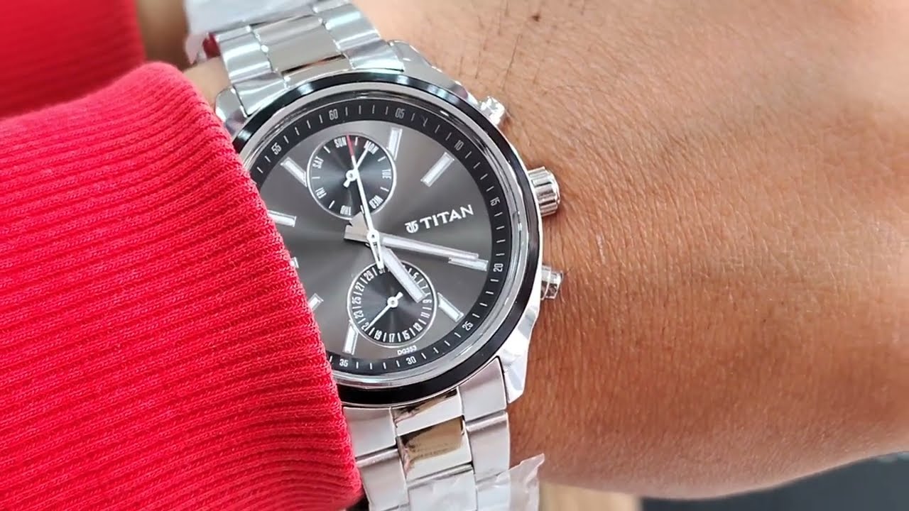 Titan Neo 1733KM01 Watch