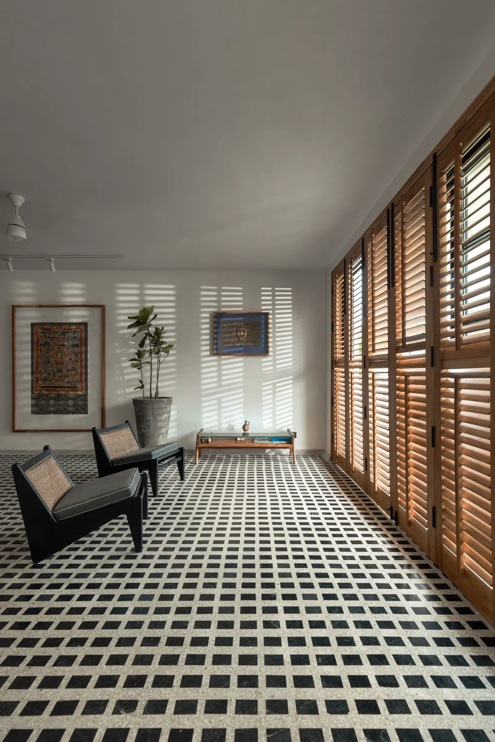 Luxury homes in Chandigarh featuring local crafts