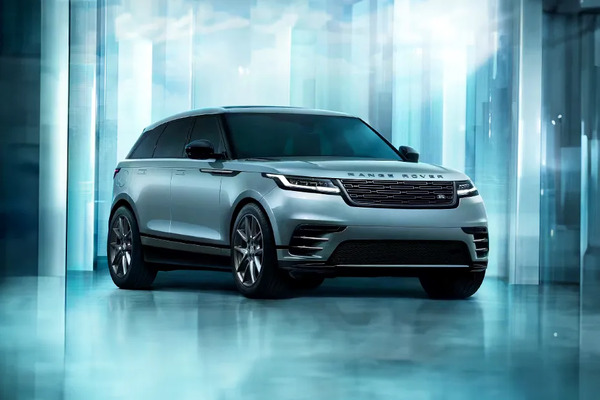 Range Rover Velar luxury SUV India design presence and premium interior