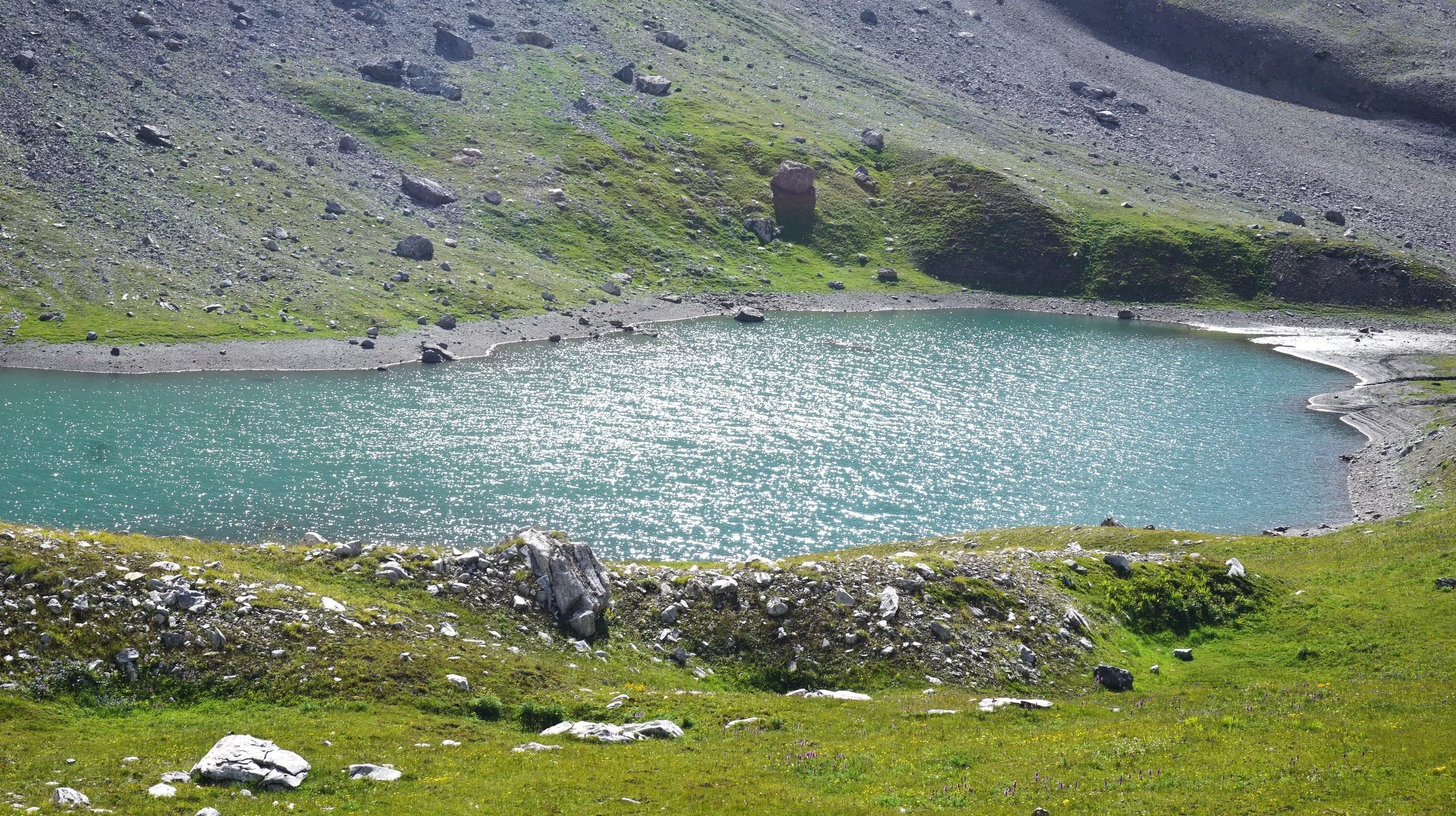 Draupadi Kund lake