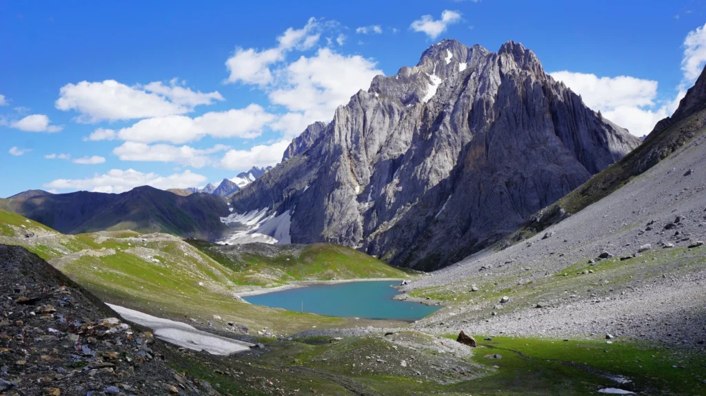 The Kaobal Gali with the Kaobal Sar or Draupadi Kund at its foot

